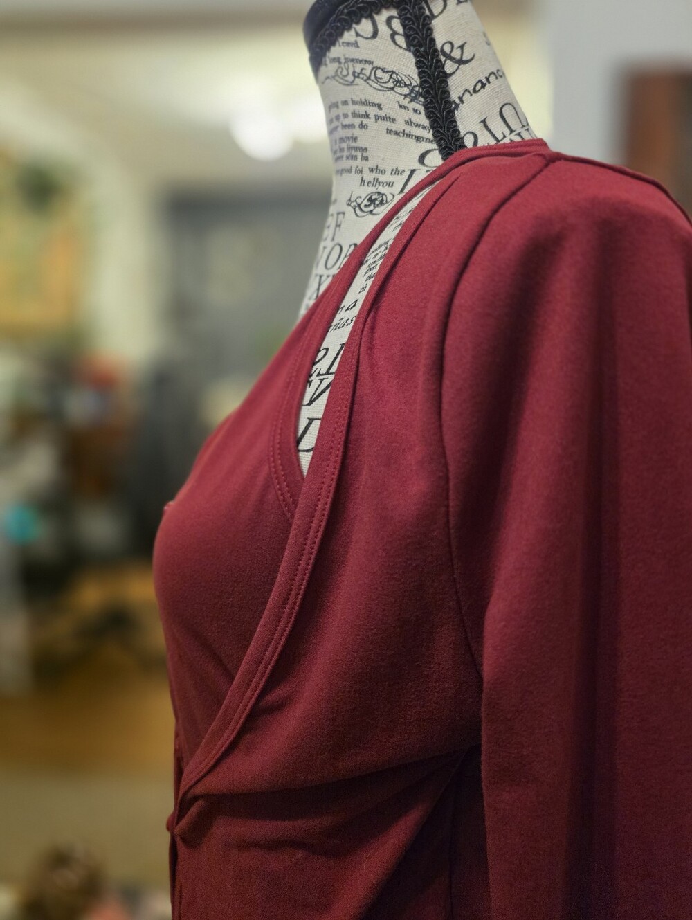 Red Button-Front Long Sleeve Cardigan - Picture 5 of 9
